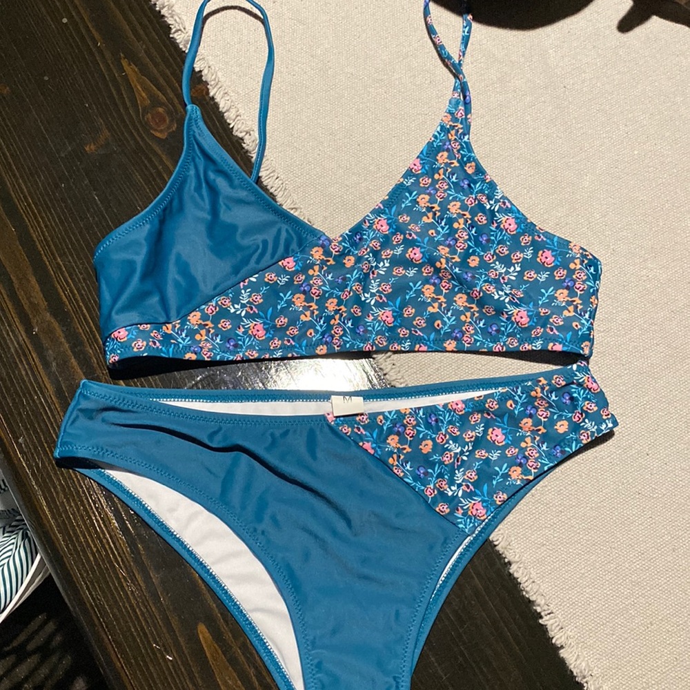 Teal/multicolored bikini